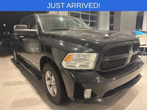 Used 2014 RAM 1500 Express image 2