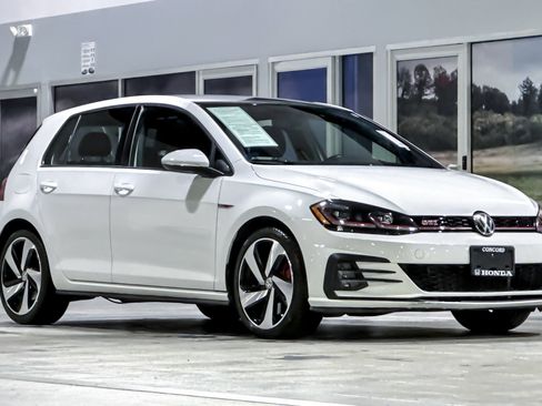 Used 2019 Volkswagen GTI Rabbit Edition image 6