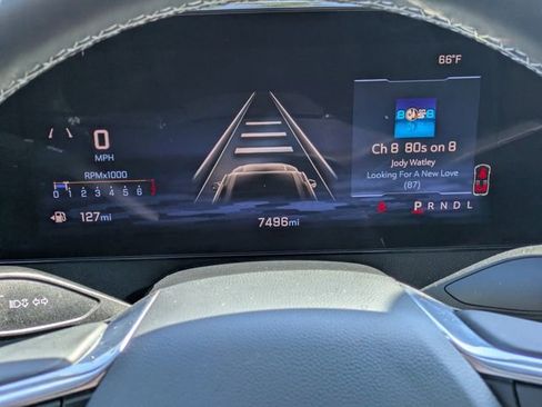 Used 2025 Chevrolet Traverse LT image 19