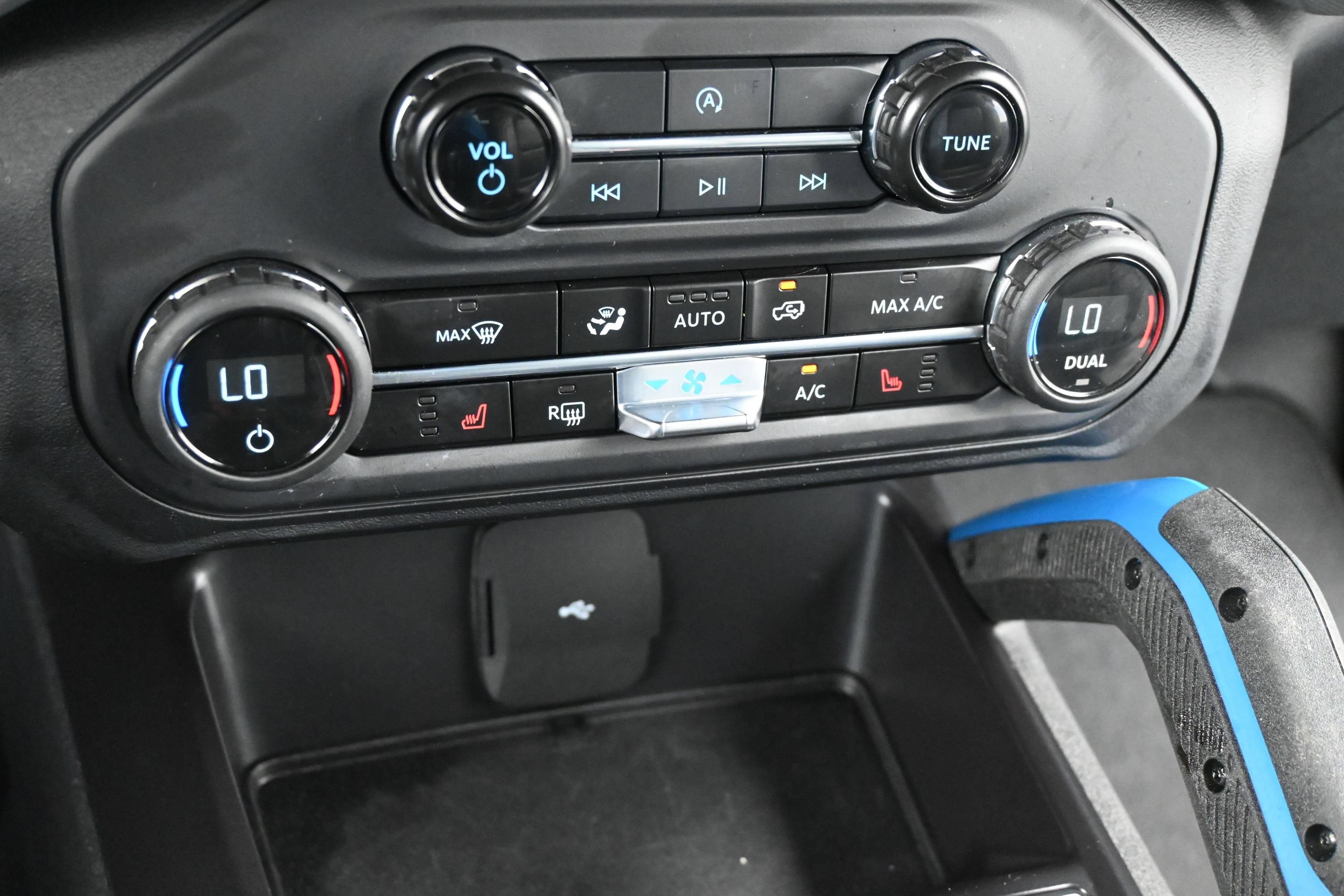 Used 2024 Ford Bronco Black Diamond AWD/4WD image 19