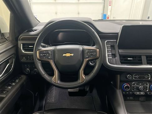 Used 2024 Chevrolet Tahoe High Country image 11
