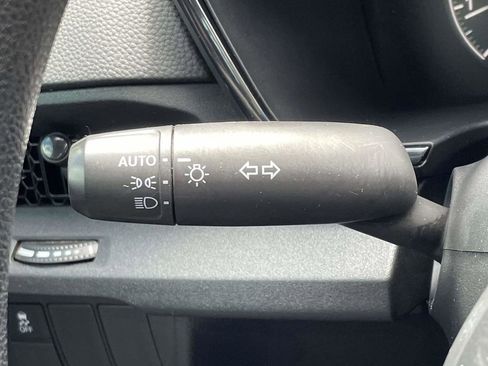 Used 2023 Honda CR-V LX image 31