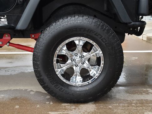 Used 2006 Jeep Wrangler X AWD/4WD image 38