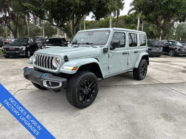 Used 2024 Jeep Wrangler Unlimited Sahara AWD/4WD image 21