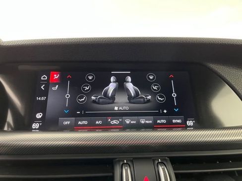 Used 2020 Alfa Romeo Stelvio Ti Sport w/ Quick Order Package 22S Sport AWD/4WD image 30