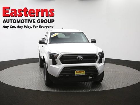 Used 2024 Toyota Tacoma SR RWD image 47