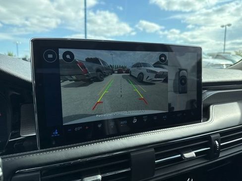 Certified 2025 Lincoln Corsair Reserve AWD/4WD image 36