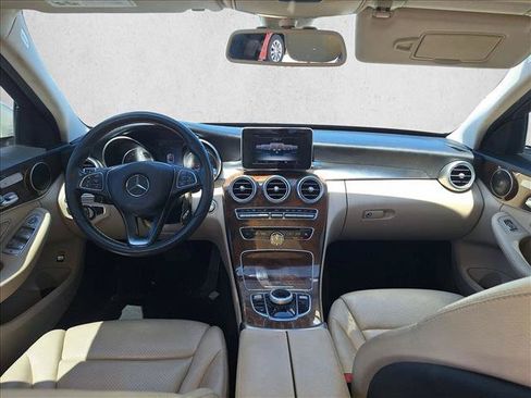 Used 2018 Mercedes-Benz C 300 Sedan image 16