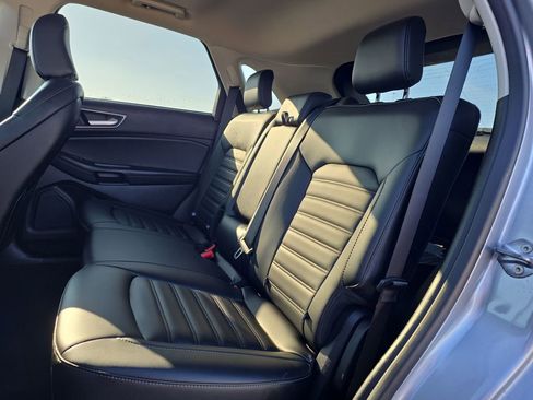 Used 2024 Ford Edge SEL w/ Convenience Package image 30
