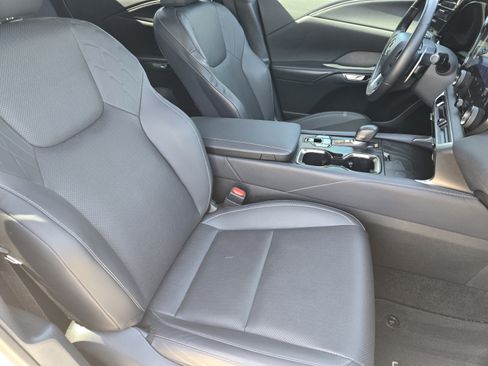 Used 2024 Lexus RX 350 Premium w/ Accessory Package (Z1) FWD image 11