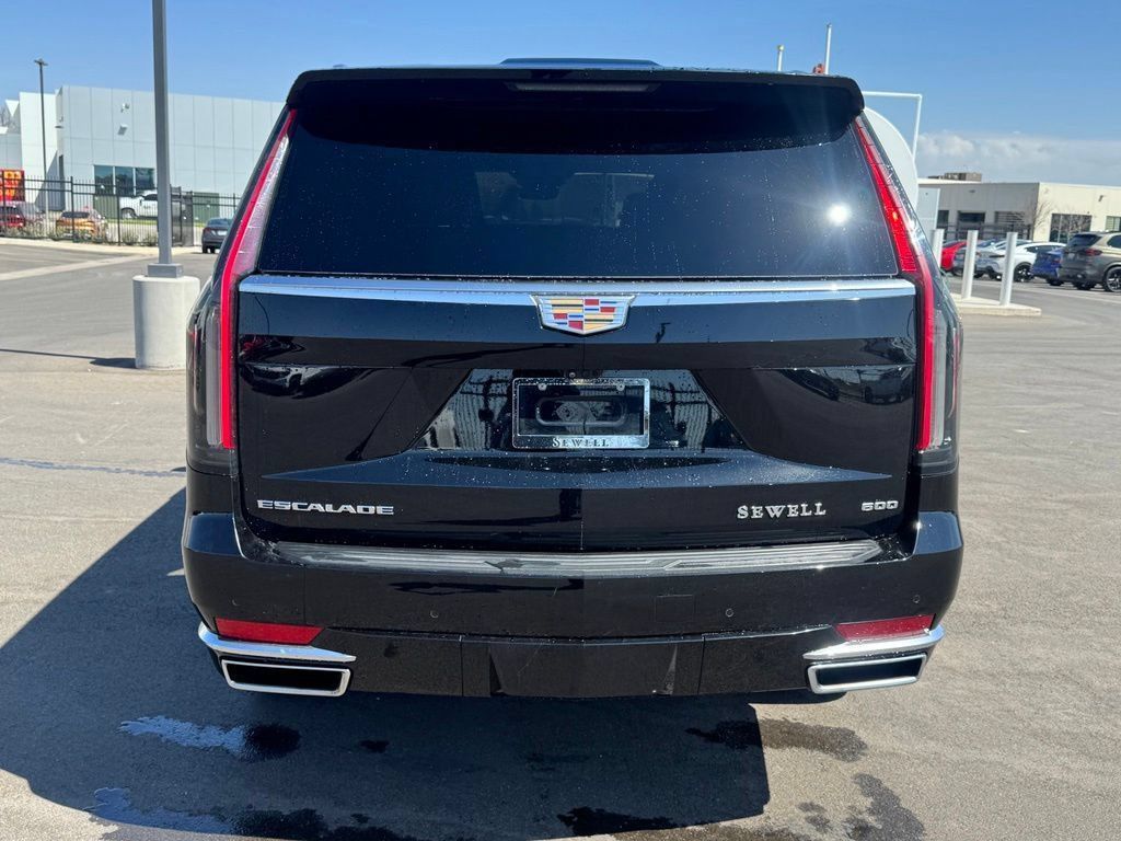 Certified 2022 Cadillac Escalade ESV Premium Luxury RWD image 10