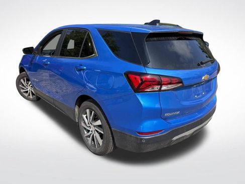 Used 2024 Chevrolet Equinox LT AWD/4WD image 5