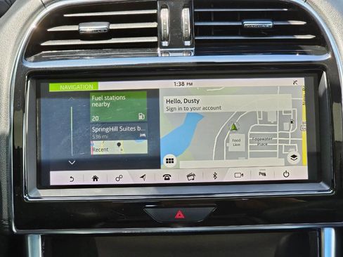 Used 2020 Jaguar XE S image 21