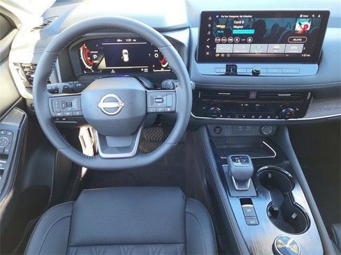 New 2026 Nissan Rogue Platinum w/ Platinum Premium Package image 11