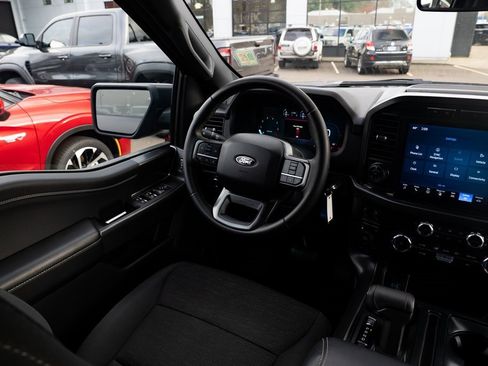 Used 2024 Ford F150 XLT w/ Mobile Office Package image 9