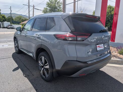 Used 2021 Nissan Rogue SL w/ Premium Package AWD/4WD image 7