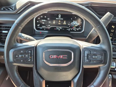 Used 2024 GMC Sierra 2500 AT4 w/ AT4 Premium Plus Package AWD/4WD image 18