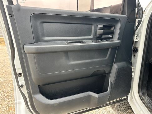 Used 2014 RAM 3500 Tradesman w/ Chrome Appearance Group image 20