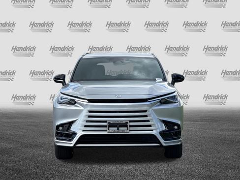 New 2026 Lexus TX 500h AWD image 3