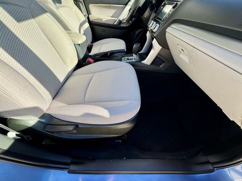 Used 2018 Subaru Forester 2.5i w/ Alloy Wheel Package image 19