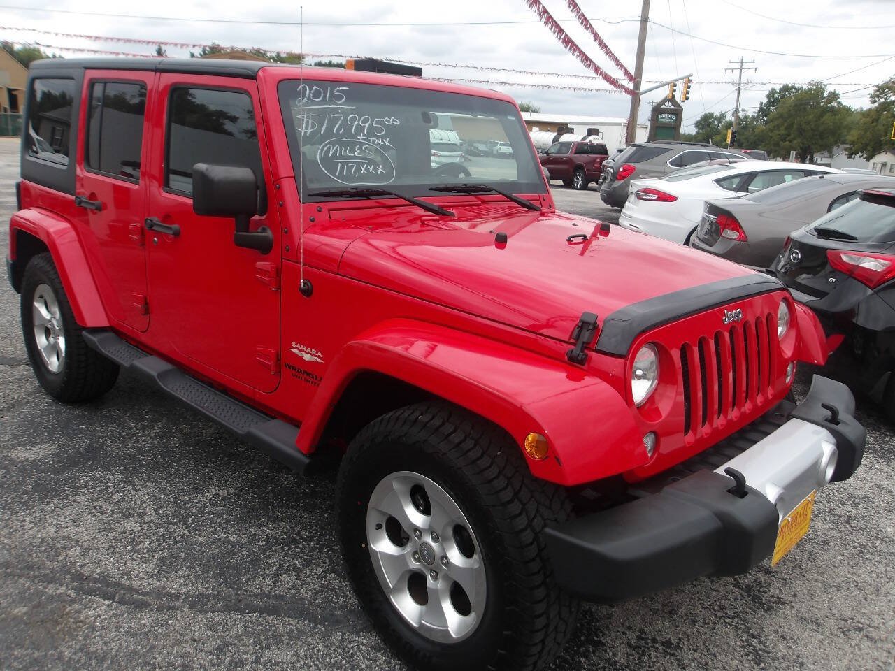 Used 2015 Jeep Wrangler Unlimited Sahara w/ Connectivity Group AWD/4WD image 1