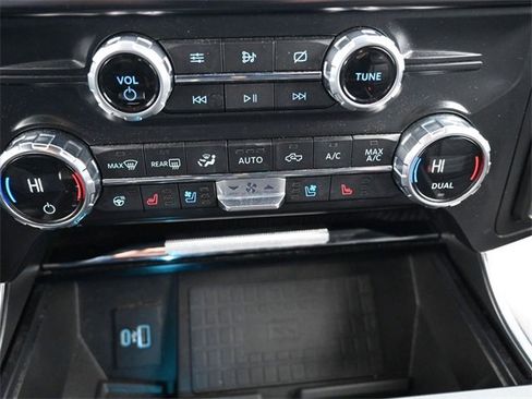 Used 2021 Ford F150 Platinum w/ Equipment Group 701A High image 18