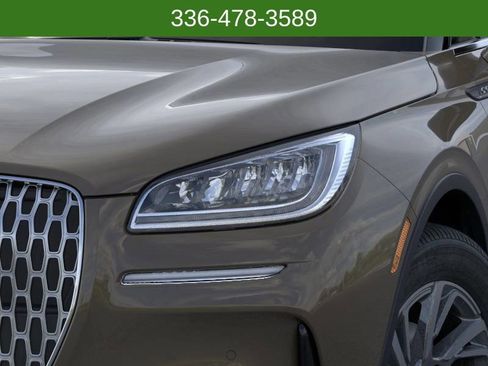 New 2026 Lincoln Corsair Premiere image 18