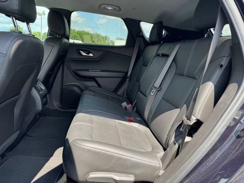 Used 2020 Chevrolet Blazer LT AWD/4WD image 11