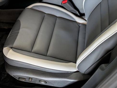 New 2026 Honda Prologue Touring image 4