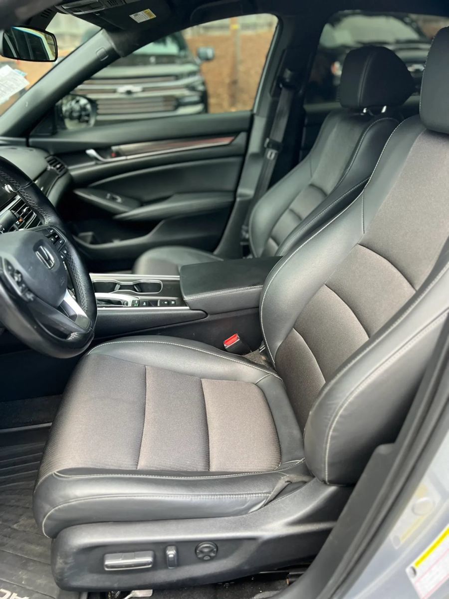 Used 2022 Honda Accord Sport image 12