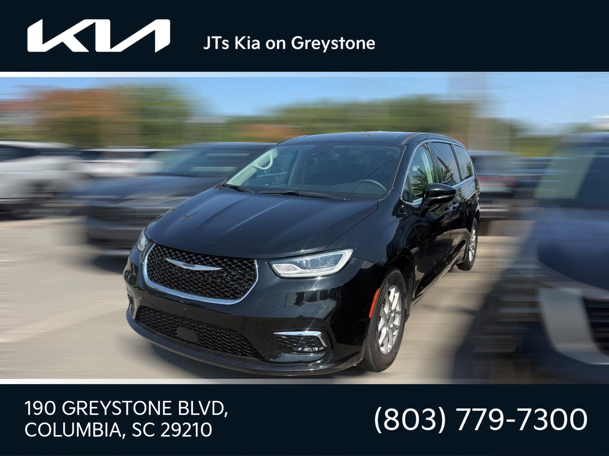 Used 2024 Chrysler Pacifica Touring-L FWD 360° Tour