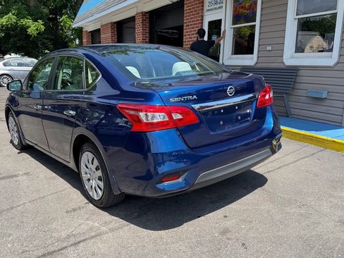 Used 2016 Nissan Sentra S FWD image 3