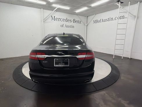 Used 2013 Jaguar XF RWD image 6