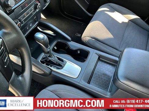 Used 2022 Nissan Frontier SV RWD image 18