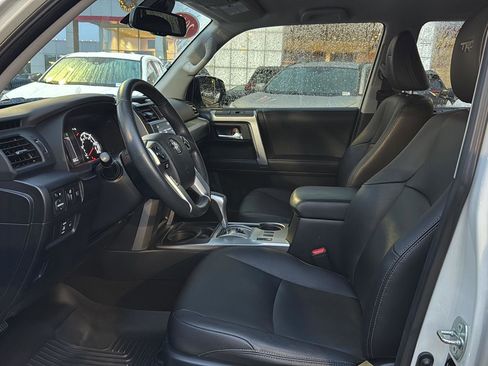 Certified 2022 Toyota 4Runner TRD Sport image 8