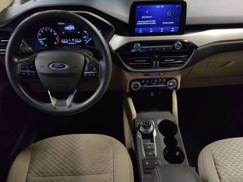 Used 2020 Ford Escape SE FWD image 22
