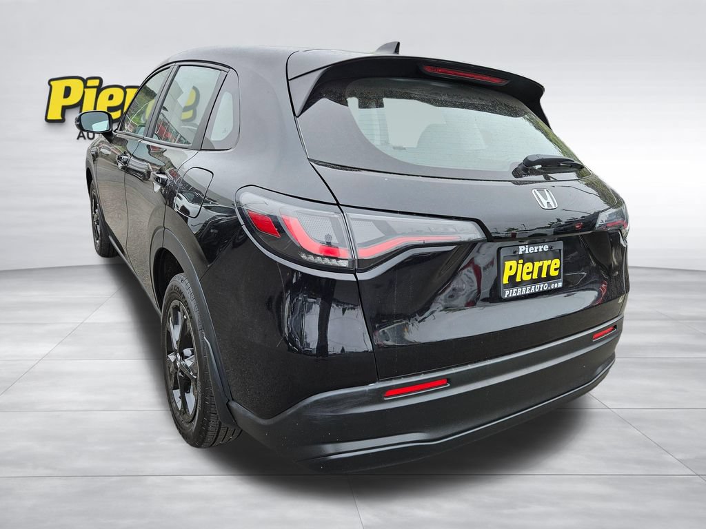 Used 2024 Honda HR-V LX image 3