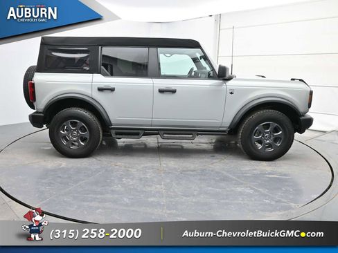 Used 2024 Ford Bronco Big Bend image 14