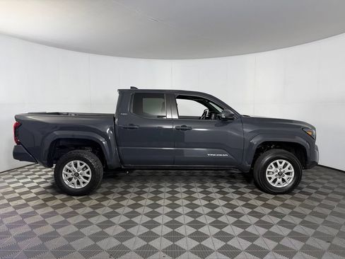 Used 2024 Toyota Tacoma SR5 RWD image 5