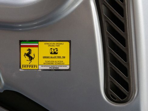 Used 2022 Ferrari F8 Tributo image 29