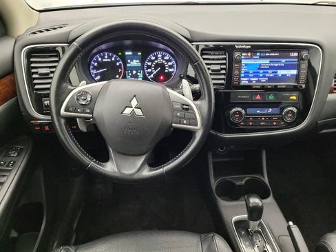 Used 2015 Mitsubishi Outlander GT image 22