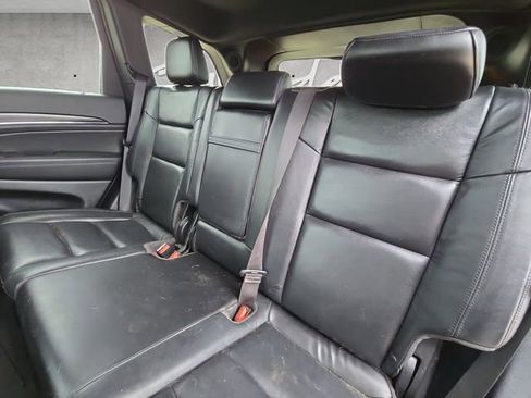 Used 2022 Jeep Grand Cherokee Limited w/ Tech Group image 22