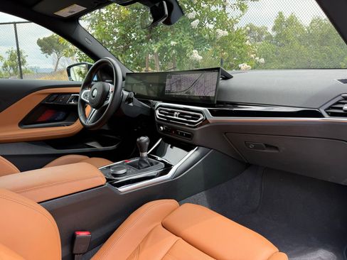 Used 2024 BMW M2 w/ Lighting Package RWD image 29