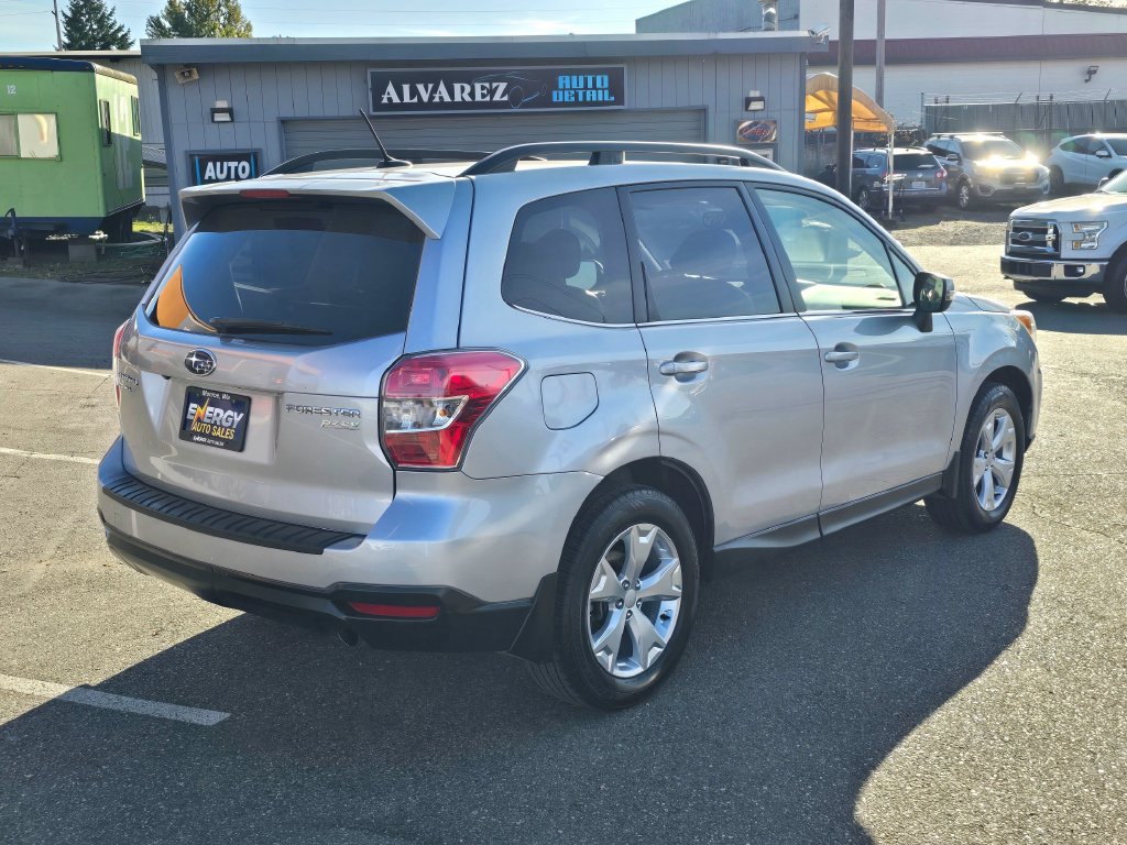 Used 2014 Subaru Forester 2.5i Touring AWD/4WD image 7