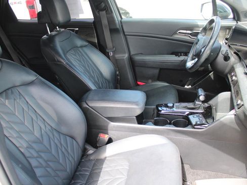 Used 2023 Kia Sportage X-Pro Prestige AWD/4WD image 4