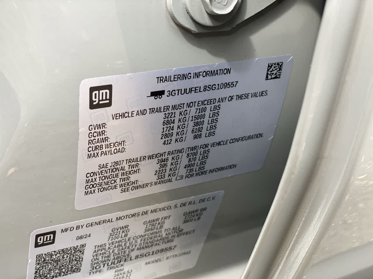 Used 2025 GMC Sierra 1500 AT4X w/ AT4X AEV Edition AWD/4WD image 27