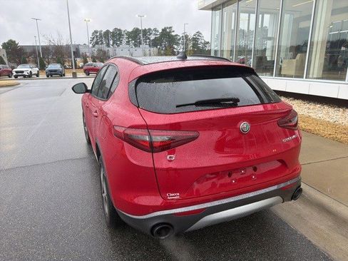 Used 2022 Alfa Romeo Stelvio Ti image 10