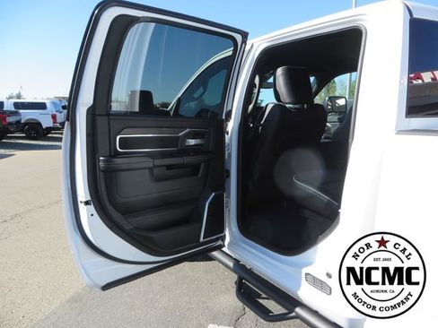 Used 2026 RAM 2500 Laramie AWD/4WD image 44