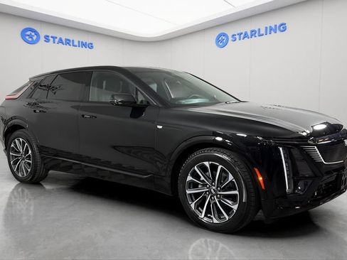 Used 2024 Cadillac Lyriq Sport w/ LPO, Floor Liner Package AWD/4WD image 12