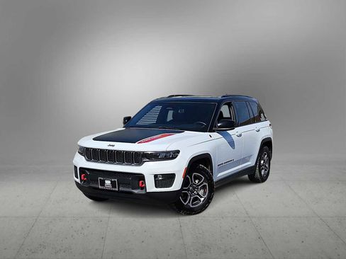 Used 2022 Jeep Grand Cherokee Trailhawk w/ Luxury Tech Group III image 1